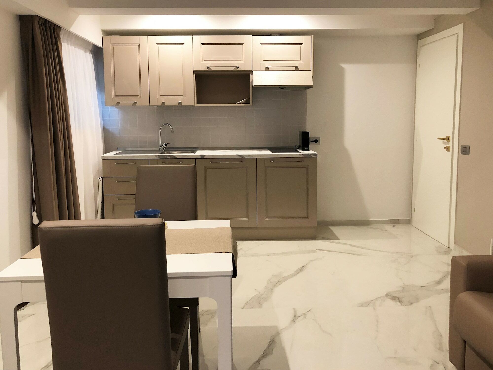 Marina Centro Suite Rimini Ngoại thất bức ảnh